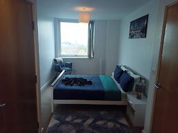4 Guests - Marina Point East Escape in Kent