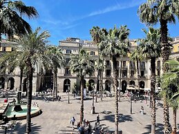 Classic Plaza Real
