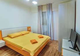 Sea View Apartments MonteBook