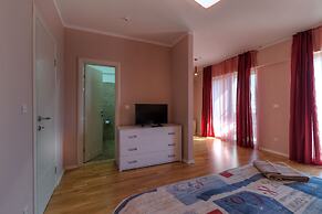 Sea View Apartments MonteBook