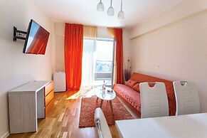 Sea View Apartments MonteBook