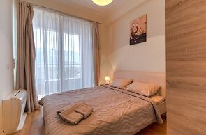 Sea View Apartments MonteBook