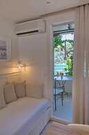 Liadromia Hotel