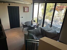 Serenzzo Hotel & Cuisine