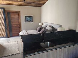 Serenzzo Hotel & Cuisine