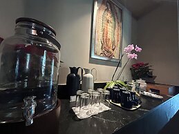 Serenzzo Hotel & Cuisine