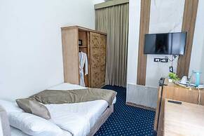 lotus Altahrir hotel