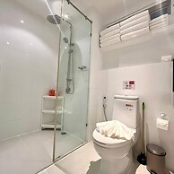 B12 - 2 Bedroom Condo With Pool Access, Karon Beach