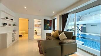 B12 - 2 Bedroom Condo With Pool Access, Karon Beach