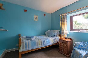 Sylvie's Country Cottage