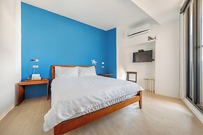 Huyan Museum BnB - Concrete Design