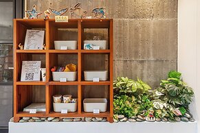 Huyan Museum BnB - Concrete Design