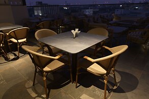 Hotel Varshish Inn