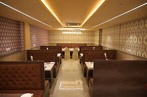 Hotel Ananta Sayana
