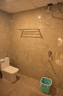 Hotel Ananta Sayana