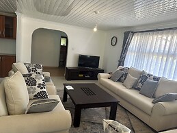 Lux Suites Greenpark Getaway Bungalows