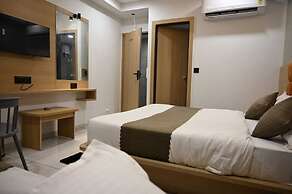 HOTEL SKY GOLD