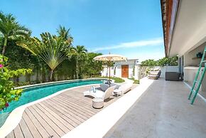 Mateo Villa Uluwatu