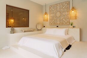 Karma Shana Residence
