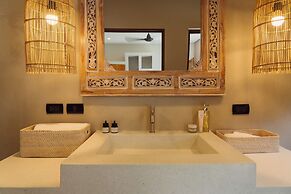 Karma Shana Residence