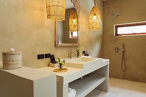 Karma Shana Residence