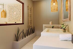 Karma Shana Residence