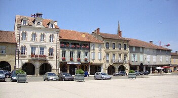 Cottage in Pyrenees With Pool & Golf