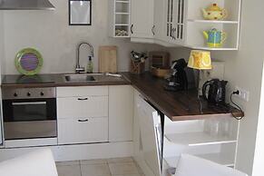 Cottage in Pyrenees With Pool & Golf