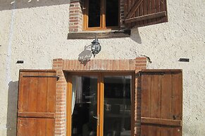 Cottage in Pyrenees With Pool & Golf