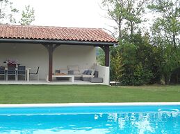 Cottage in Pyrenees With Pool & Golf