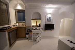 Astrea Suites