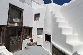 Astrea Suites