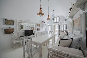 Astrea Suites
