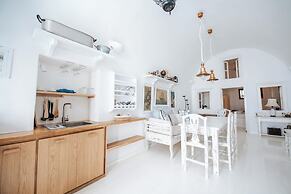 Astrea Suites