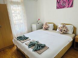 Bogumila Hotel