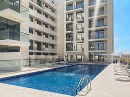 Modern Studio in Al Furjan With Pool and gym