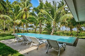 Villa Aurora