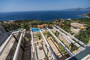Olive Resort