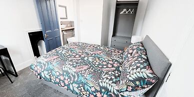 The Burford Hideaway