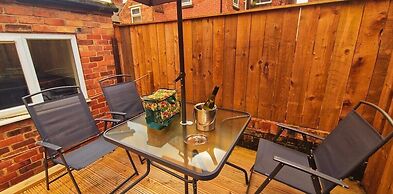 The Burford Hideaway