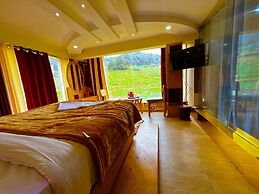 Rozana Retreat