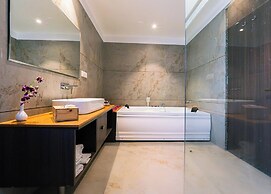 Imperia Resort by The Sky Imperial