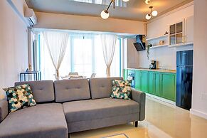 Cnc Zev Apartment
