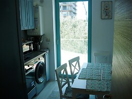 Cnc Zev Apartment