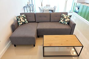 Cnc Zev Apartment