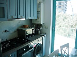 Cnc Zev Apartment