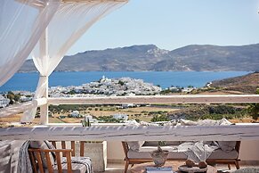 Nirome Luxury Suites