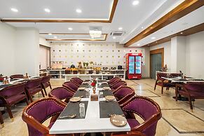 PADMSHREE PALACE