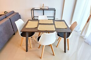 Alma Zev Apartment