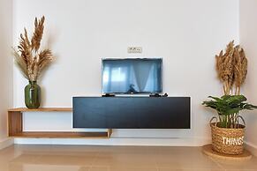 Alma Zev Apartment